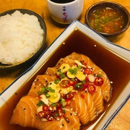 แซลมอนดองซีอิ๊วญี่ปุ่น