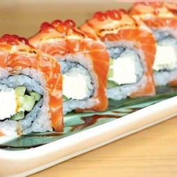 โรลแซลมอนครีมชีส