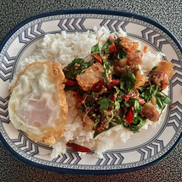ไก่ทอดสมุนไพรแม่เสน่ มทส.ประตู4