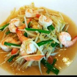 ผัดถั่วงอกใส่กุ้ง