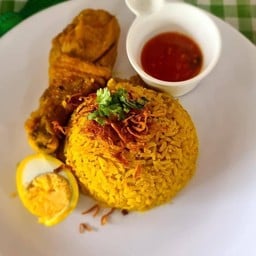 ร้านไหนฮาลานอาหารไทยมุสลิม