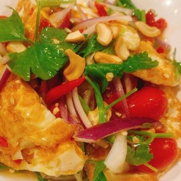 ยำไข่ดาว