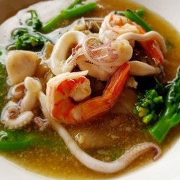 ราดหน้ารวมมิตร