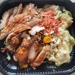 ก๋วยเตี๋ยวทรงเครื่อง เอ็กตร้า