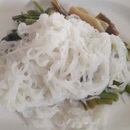 เส้นขนมจีนเปล่า