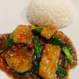 ผัดฉ่าราดข้าว