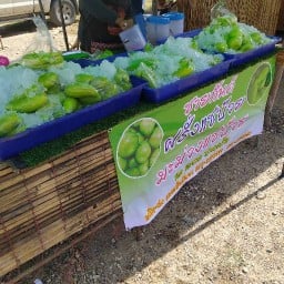 ชายกันต์ฝรั่งแช่บ๊วย-มะม่วงแช่บ๊วย