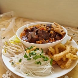 อาหารเหนือที่ไม่เหนือ & อาหารเช้า