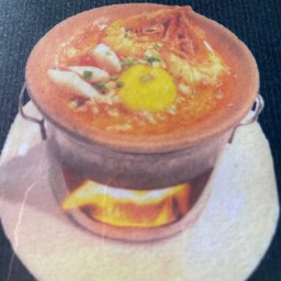 มาม่าต้มยำกุ้งหม้อไฟ