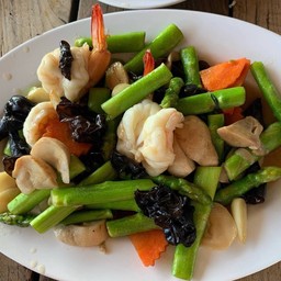 หน่อไม้ฝรั่งกุ้ง