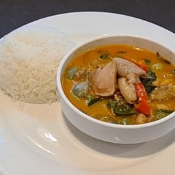 ข้าว-แกงเผ็ด