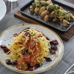เข้าสู่มื้อเย็นกับเมนูสไตล์อิตาเลียน “Spaghetti Aglio e Olio” ราคา 179 บาท