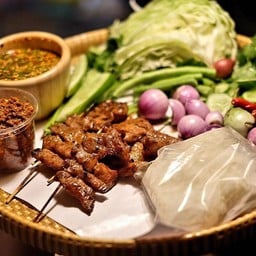หมูปลาร้าโครตจิ้ม สวนผัก