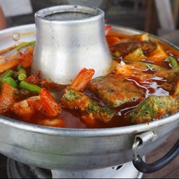 แกงส้มชะอมกุ้ง