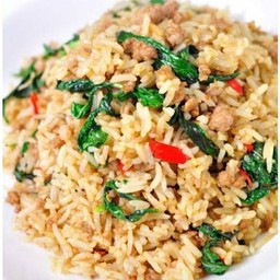 พริกแกงเนื้อชิ้นคลุกข้าว