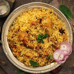 ข้าวหมกไก่ (Chicken Biryani)