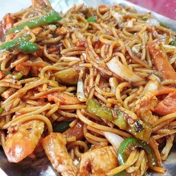 ผัดเส้นใส่ชีสไตล์จีน