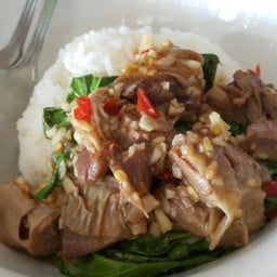 บ้านข้าวหมูตุ๋น ฉะเชิงเทรา