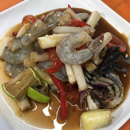 ตำไหลบัวปูปลาร้ากุ้งสด