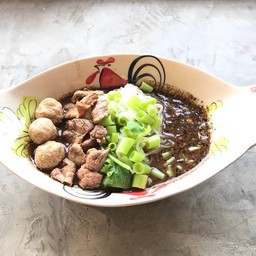 ก๋วยเตี๋ยวเรือพิเศษ