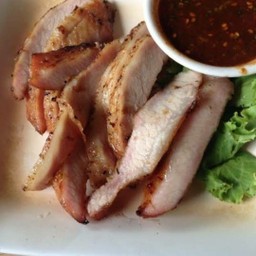 สันคอหมูย่าง