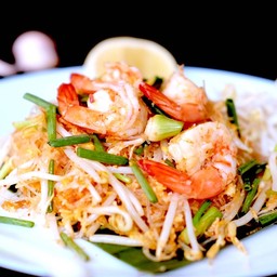 ผัดไทยกุ้งสด