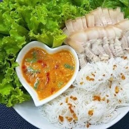 เมี่ยงคำโต น้ำจิ้มแซ่บ