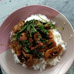 อาหารตามสั่งแม่วาส