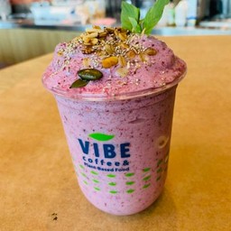 Vegan Mixed Berry Yogurt Smoothie