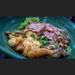 คั่วไก่แฮม ธรรมดา