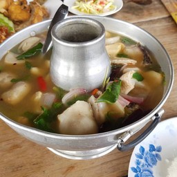 ต้มยำบ้านไม้ริมน้ำ