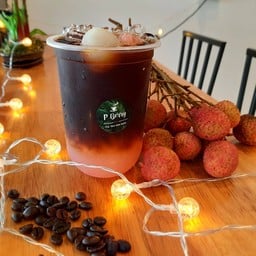 กาแฟ ผลไม้สดสมูทตี้ P Berry Smoothies & Coffee