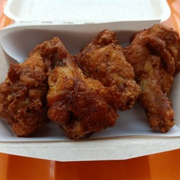 ไก่ทอดหาดใหญ่ By ชาชักหาดใหญ่