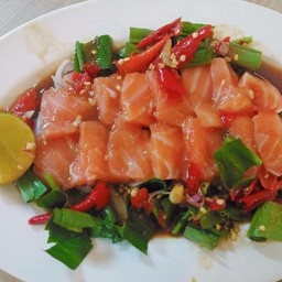 ยำแซลม่อน