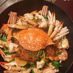 เจ๊แหวว ทะเลแซ่บ