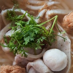 เกี๋ยมอี๋แคะ