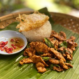 ข้าวกะเพราหมูชิ้นพริกแห้ง เผ็ดๆๆๆๆๆๆๆๆ