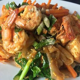 ผัดซีอิ๊ว กุ้ง