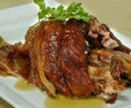 ขาหมูพะโล้ทั้งขา