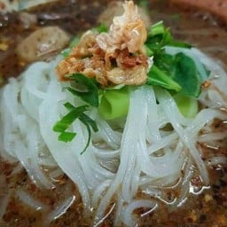 ก๋วยเตี๋ยวเรือไทยแท้ กม.9