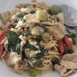 สปาเก๊ตตี้ แกงเขียวหวาน
