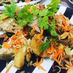 ปลาช่อนทอดสมุนไพร