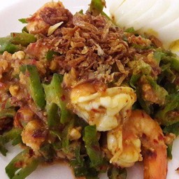 ยำถั่วพูกุ้งสด