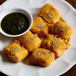 Paneer Pakora (ขนมชสี ยัดไส้มนั ฝร่ังทอด)