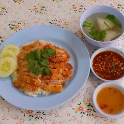 ข้าวมันไก่ทอด