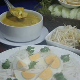 ชุดขนมจีนน้ำยาปู