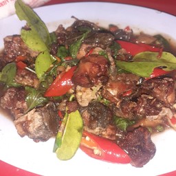กบทอดกรอบผัดฉ่า