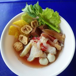 อิ่มอร่อยเย็นตาโฟ(ลูกชิ้นปลาทำเอง)
