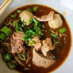 ก๋วยเตี๋ยวเรือต้มยำ