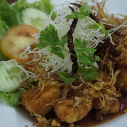 กุ้งทอดซอสมะขาม